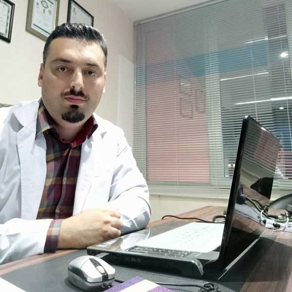 دکتر بابک حاجی قهرمانی فرد