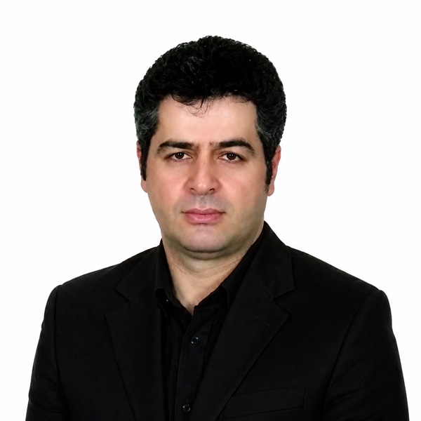 دکتر فریدون کرامت پناه فلوشیپ قرنیه و خارج چشمی در اردبیل
